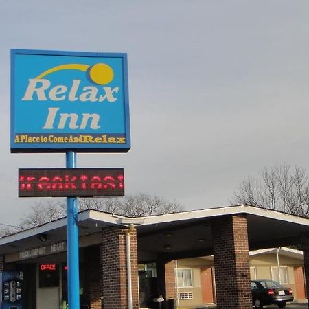 Relax Inn St. Robert Экстерьер фото