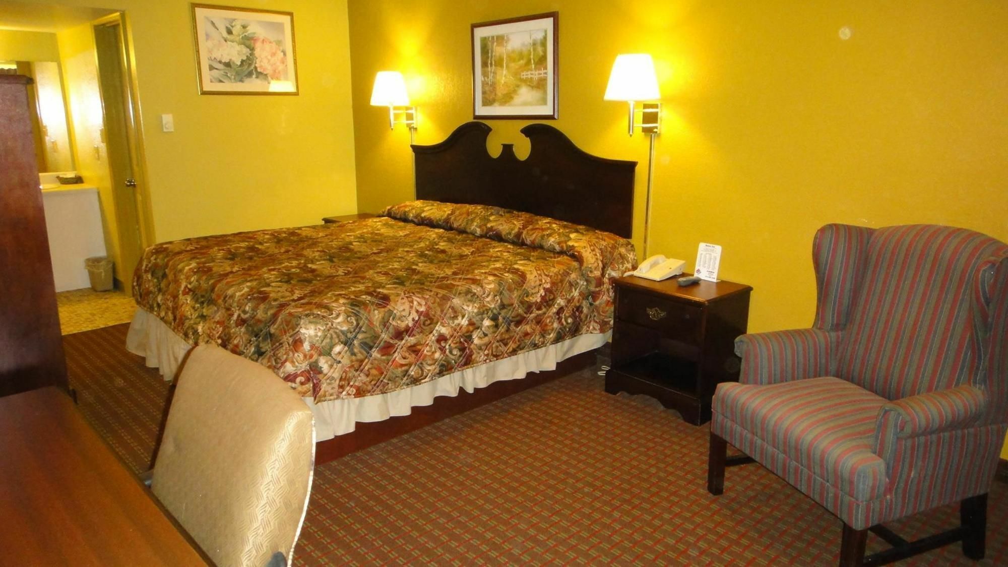 Relax Inn St. Robert Экстерьер фото